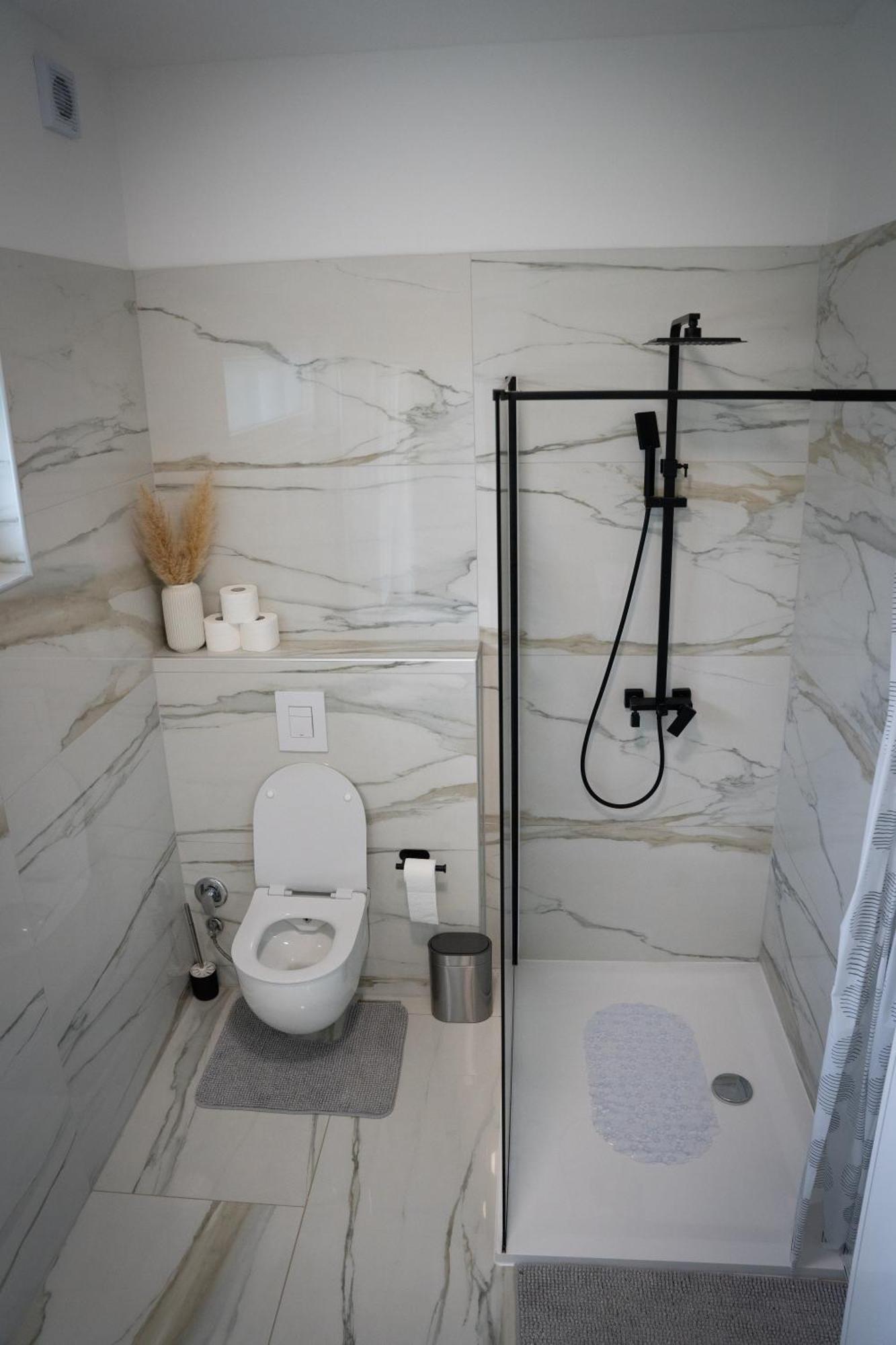 Apartment Una Laguna Bihać Buitenkant foto