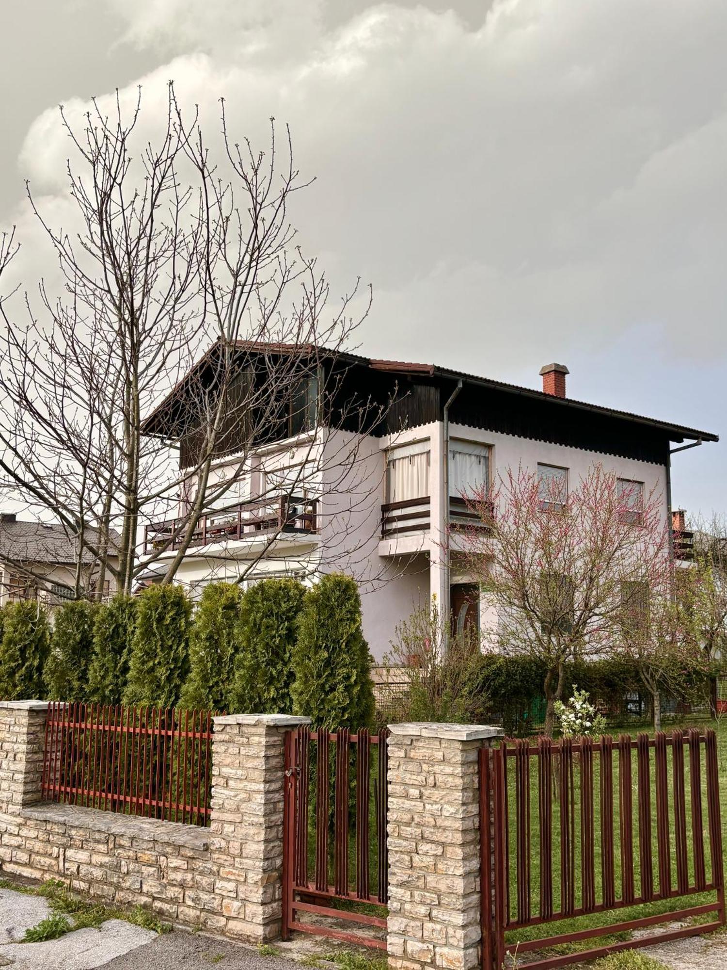 Apartment Una Laguna Bihać Buitenkant foto