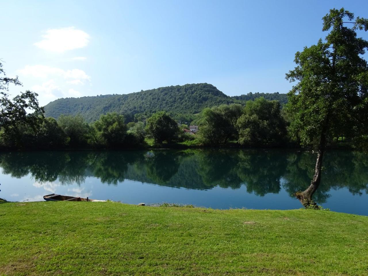 Apartment Una Laguna Bihać Buitenkant foto